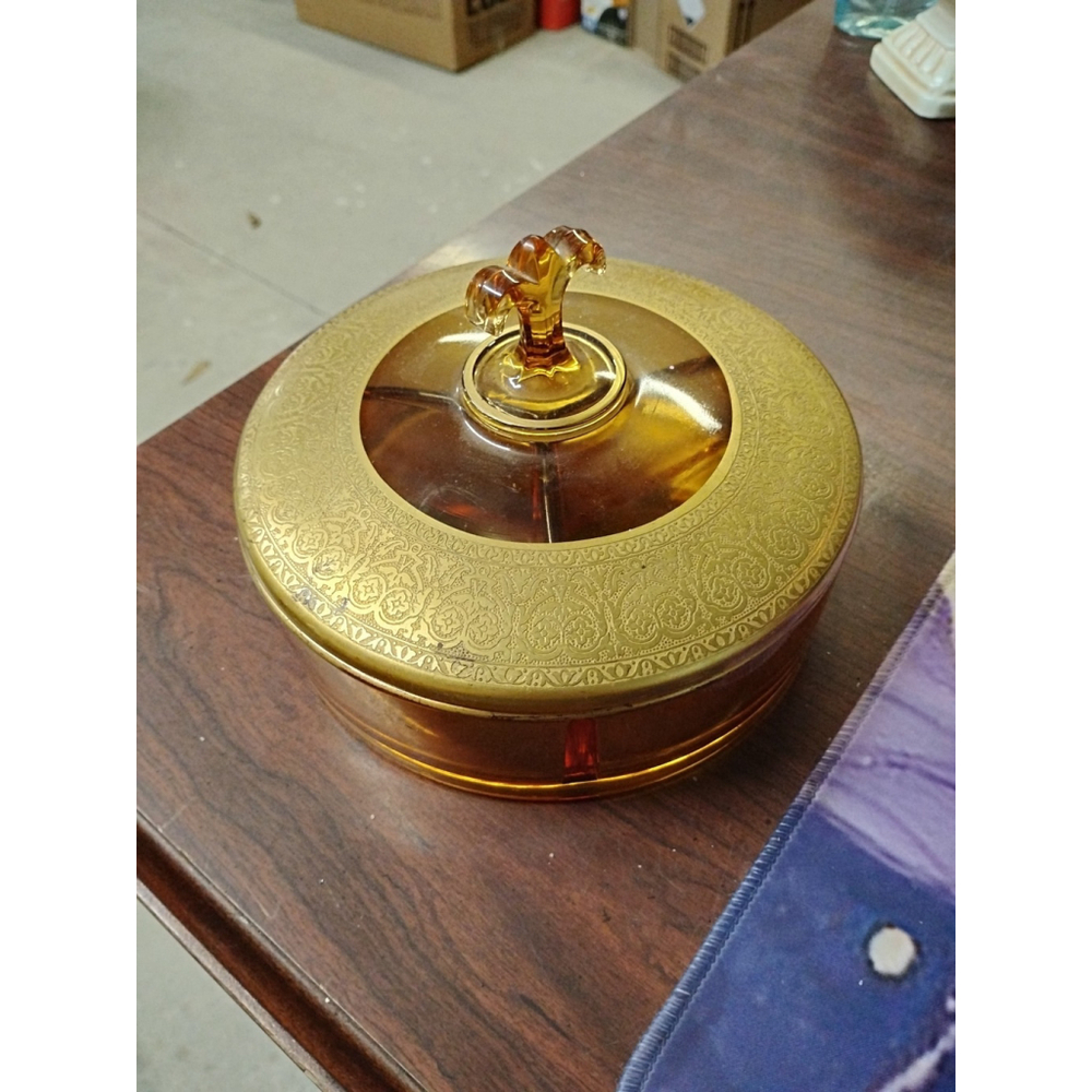 Egermann Czech Bohemian Bonbonniere or Koektrommel, a divided candy dish